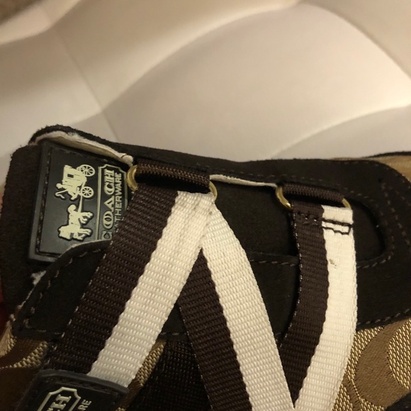 Coach Women’s Juli Signature Sneaker - Picture 3 of 7